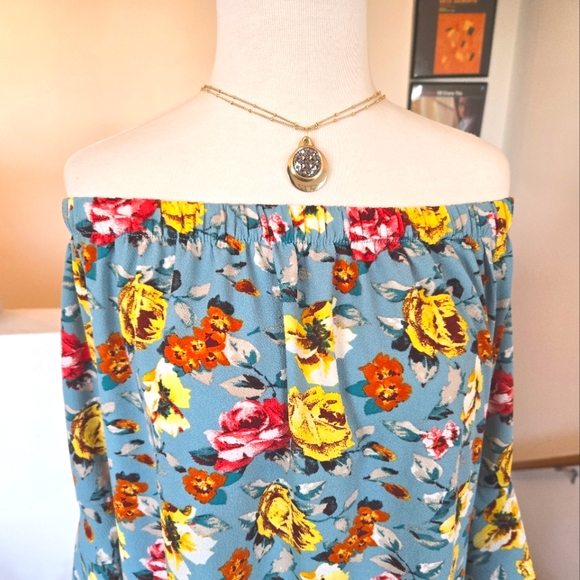 New Xhilaration Women’s Floral Print Off The Shoulder Bell Sleeve Boho Dress XXL - Picture 3 of 10